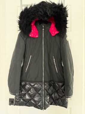 Moncler Black Puffer Coat with Pink Lining and Faux-Fur Hood